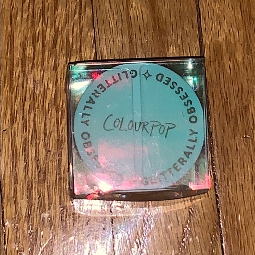NWT COLOURPOP GLITTERALLY OBSESSED